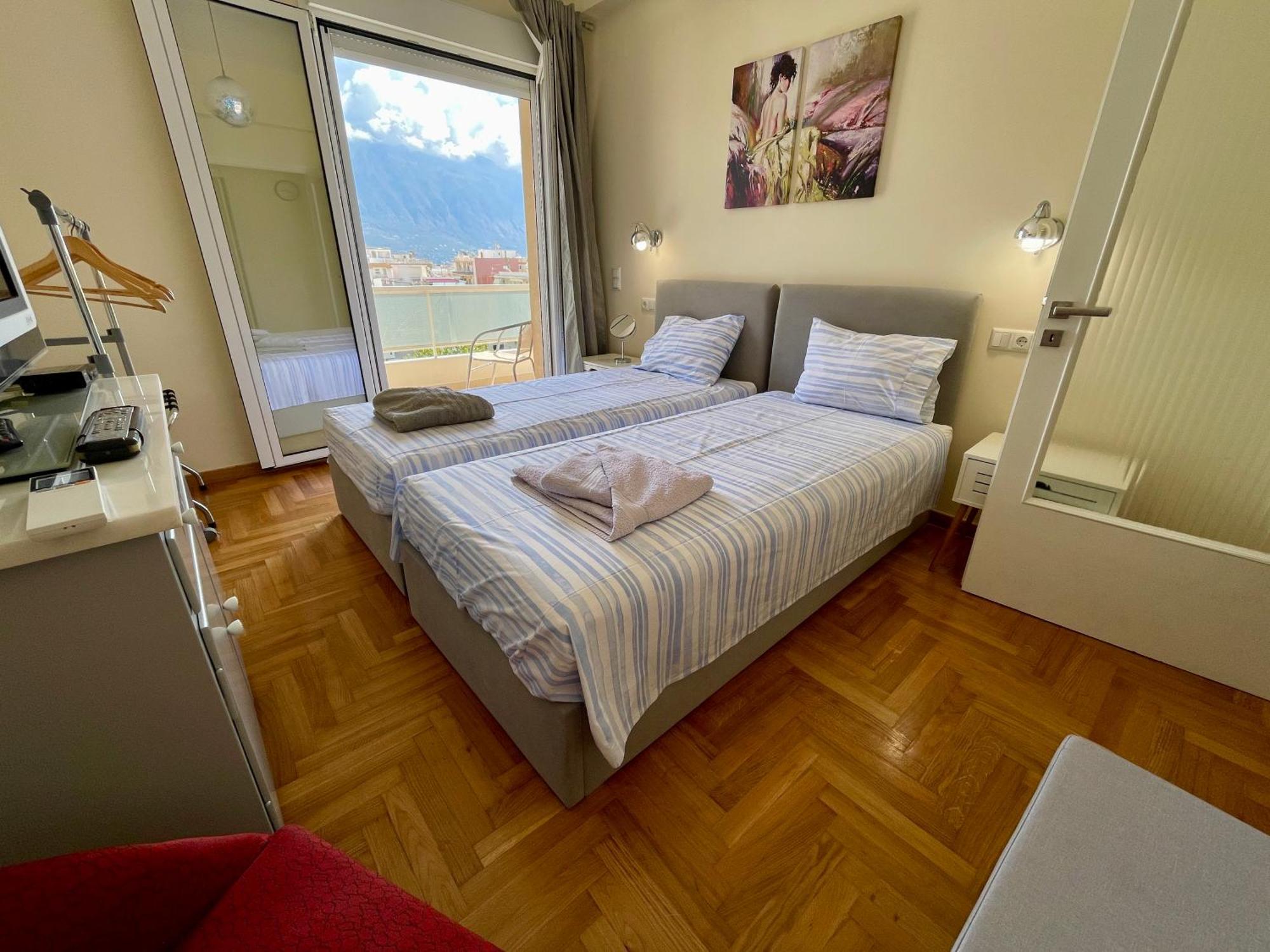 Kalamata.House - Sunny And Modern Apartment With View! Dış mekan fotoğraf