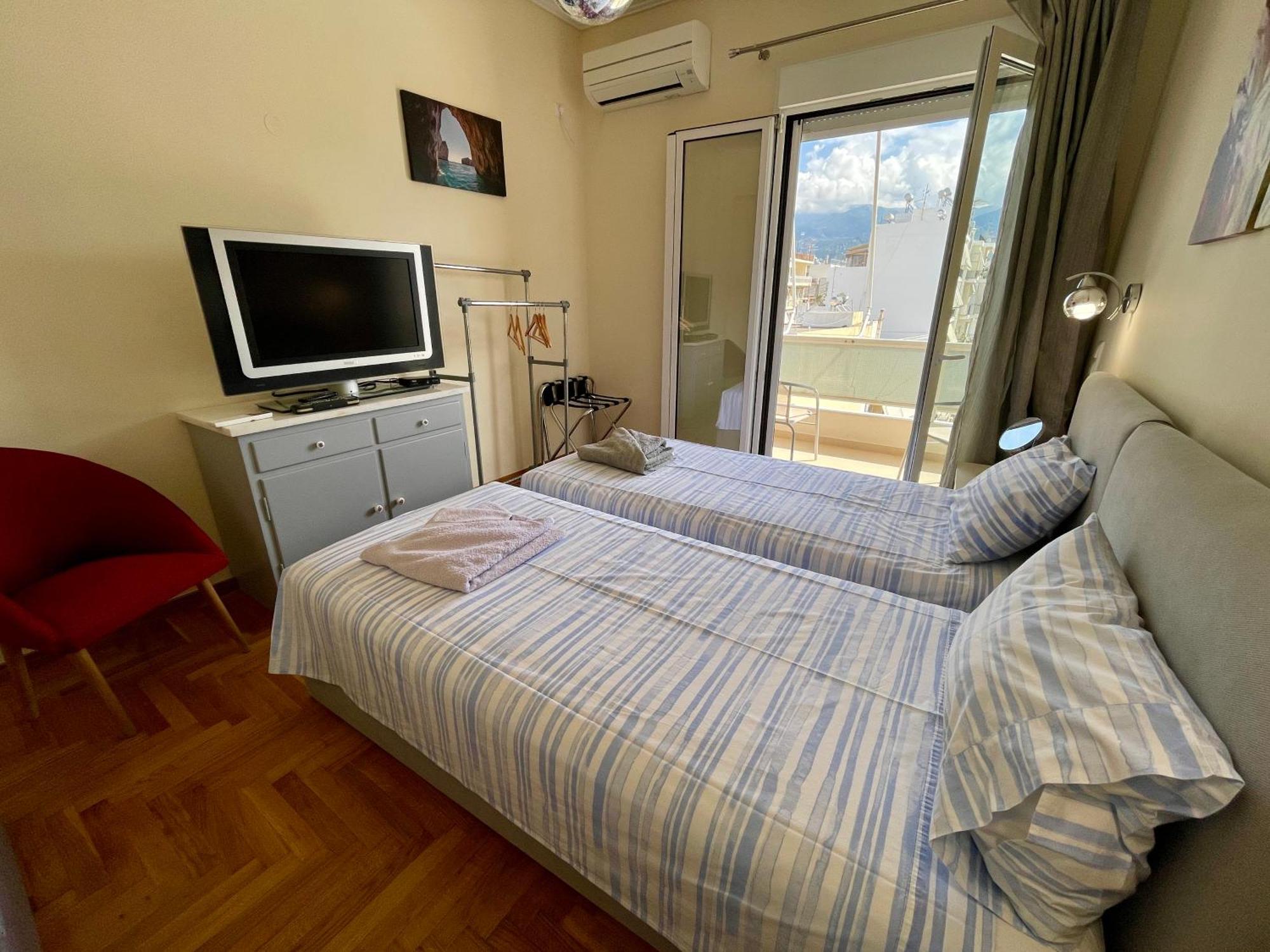 Kalamata.House - Sunny And Modern Apartment With View! Dış mekan fotoğraf